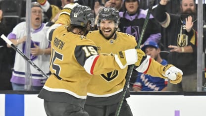 En español: Theodore quema la red 