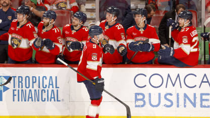 Bennett starts off Panthers with PPG