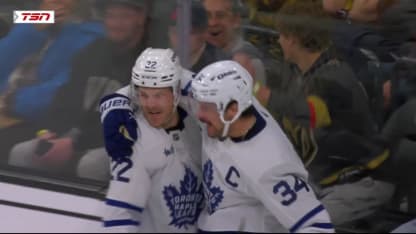 TOR@VGK: Matthews scores goal against Adin Hill