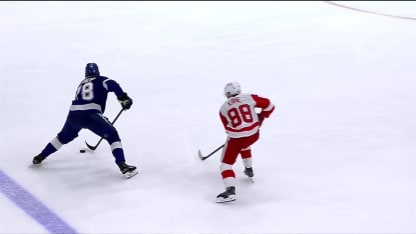 DeBrincat crée l'égalité, 1400e point pour Kane