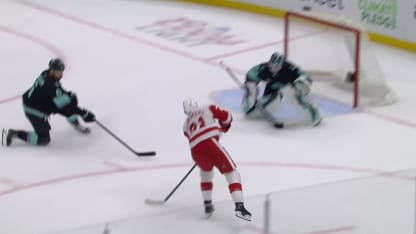 DET@SEA: van Riemsdyk scores goal against Joey Daccord