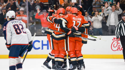 Ducks Celebrate Win over Blue Jackets