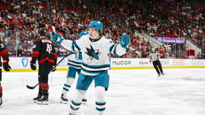 Sharksin Celebrini pelasi 100 ottelunsa