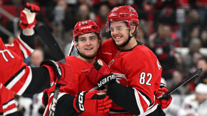 Äntligen mål i NHL för Hurricanes back Joel Nyström