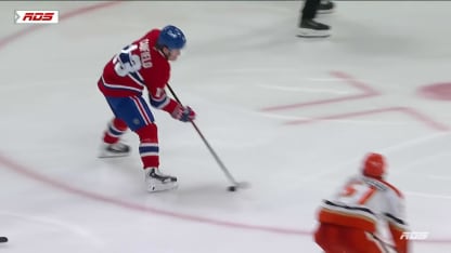 ANA@MTL: Caufield marque un but contre Lukas Dostal