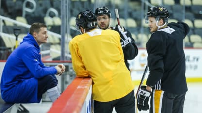 jake guentzel tom kuhnhackl