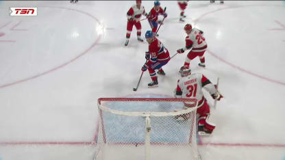 CAR@MTL: Slafkovsky scores goal against Frederik Andersen