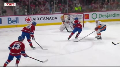 NYI@MTL: Dobson scores goal against Ilya Sorokin