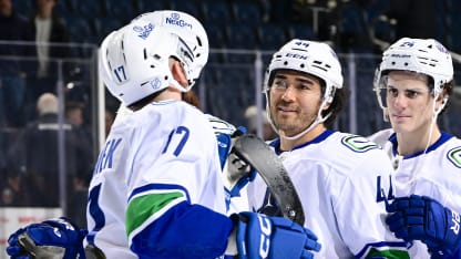 Hughesin kaupannut Canucks voittoputkessa