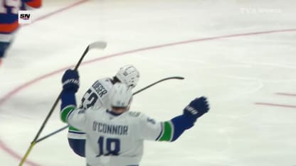 Blueger enfile l'aiguille tôt en 3e période