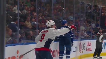 WSH@TOR: Leonard scores goal against Joseph Woll