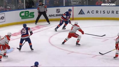 ANA@NYI: Barzal scores PPG against Lukas Dostal