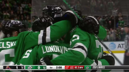 Lindell laukoo längistä sisään