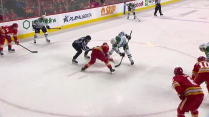 DAL@CGY: Marchment scores goal against Jacob Markstrom