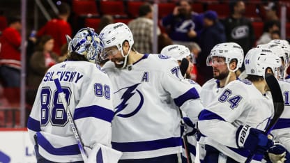 Tampa Bay Lightning feiern Rueckkehr von Andrei Vasilevskiy mit Kantersieg