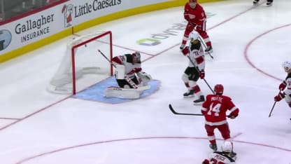 NJD@DET: Motte scores goal against Jacob Markstrom
