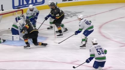 VAN@VGK: Holtz scores goal against Kevin Lankinen