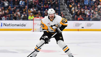 Pittsburgh Penguins back Erik Karlsson närmar sig comeback