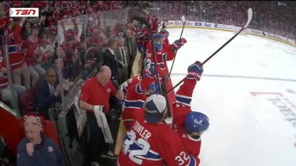 FLA@MTL: Danault scores goal against Daniil Tarasov