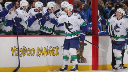 M. Pettersson restores Canucks' lead late