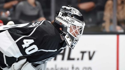 Cal Petersen LA Kings in net