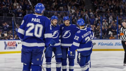 Johansson, Holmberg hjälpte Lightning kriga till sig fjärde raka segern