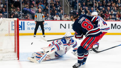 Connor se moque de Fox et crée l'égalité