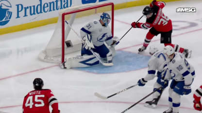TBL@NJD: Crookshank scores goal against Jonas Johansson