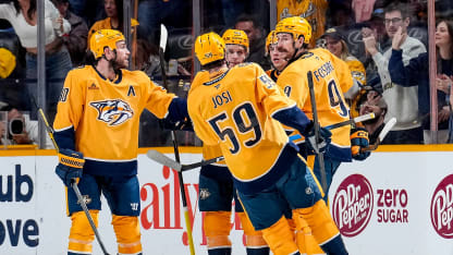 Forsberg starts off Predators with PPG