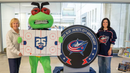 blue jackets library card columbus metropolitan library stinger