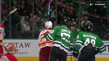 CGY@DAL: Johnston scores goal against Devin Cooley