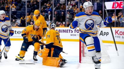 Två mål från Östlund