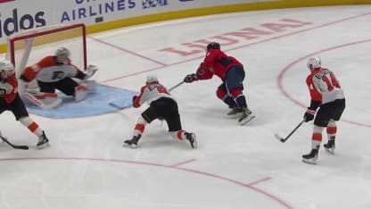 PHI@WSH: Ovechkin scores goal against Dan Vladar