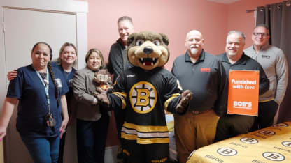 Bob's Furniture Donation to Lazarus House