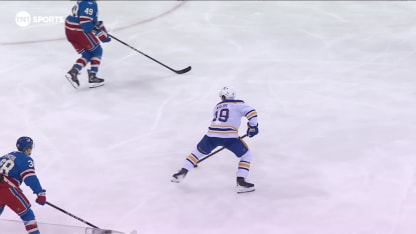 Tuch fait dévier le tir de Krebs