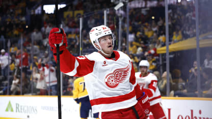 Raymond's 20th goal of season