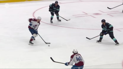 Girard bat Grubauer sur réception