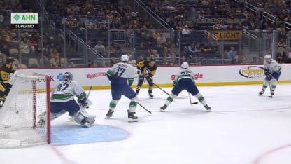 Thomas Novak with a Powerplay Goal vs. Vancouver Canucks