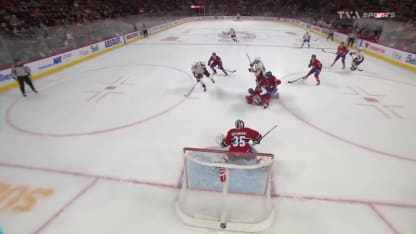 Wilson fait mal au CH avec son deuxième