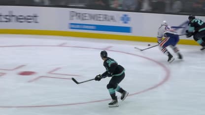 EDM@SEA: Wright scores goal against Olivier Rodrigue