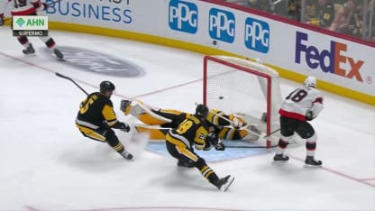 OTT@PIT: Stutzle marque un but contre Arturs Silovs