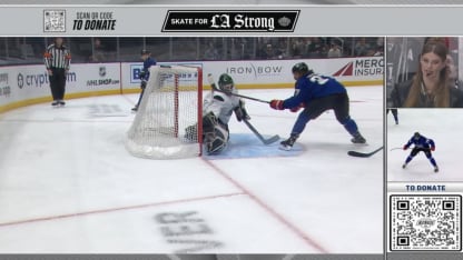 Kitsch finds the twine for Team Blue