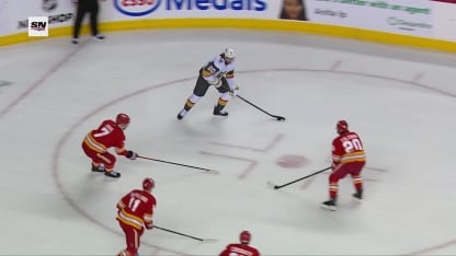 Hertl touche la cible tard en 1re période