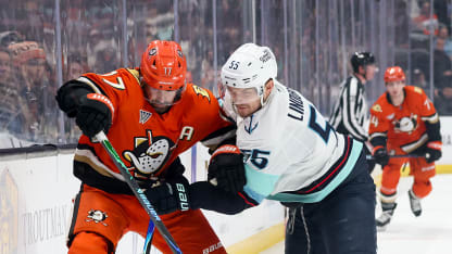 Killorn Goes Five-Hole to Make it 3-0