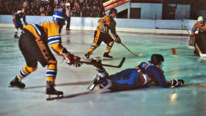 old-time Aussie hockey action 1