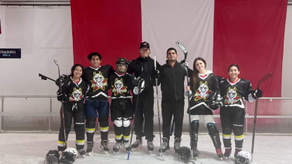 Peruvian Hockey Photo 3 Cover