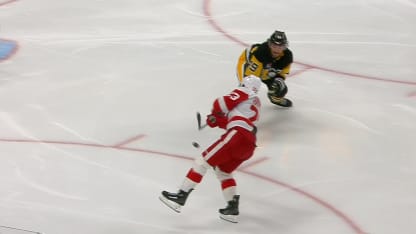 DET@PIT: Skinner with a great save against Lucas Raymond