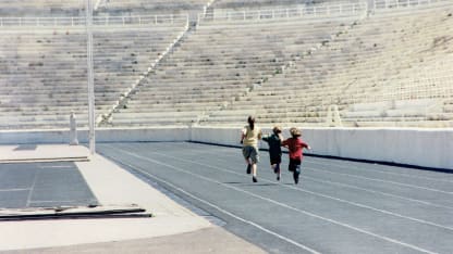 hathawayolympicstadium-athens-greece2568