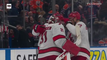 Aho donne la victoire aux Hurricanes