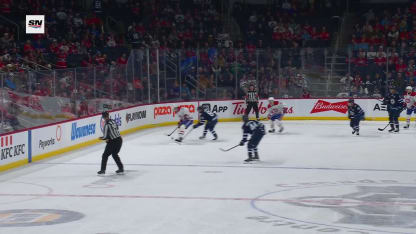 MTL@WPG: Danault scores empty-net goal